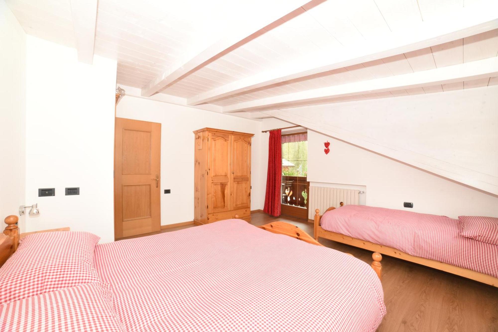 Cesa Mandi E Miky Apartment Canazei Ngoại thất bức ảnh